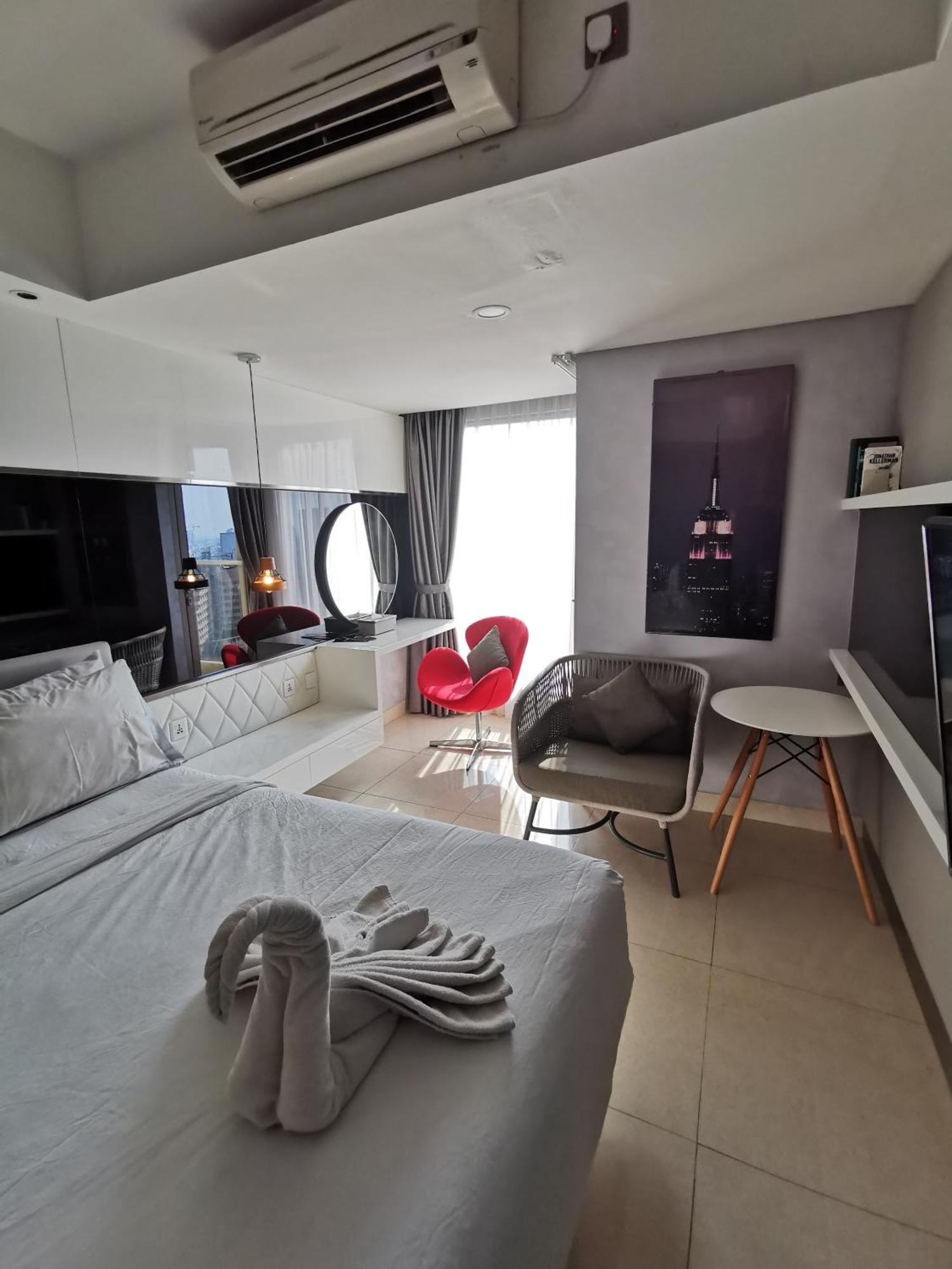 Warhol Residence Semarang Simpang Lima ภายนอก รูปภาพ