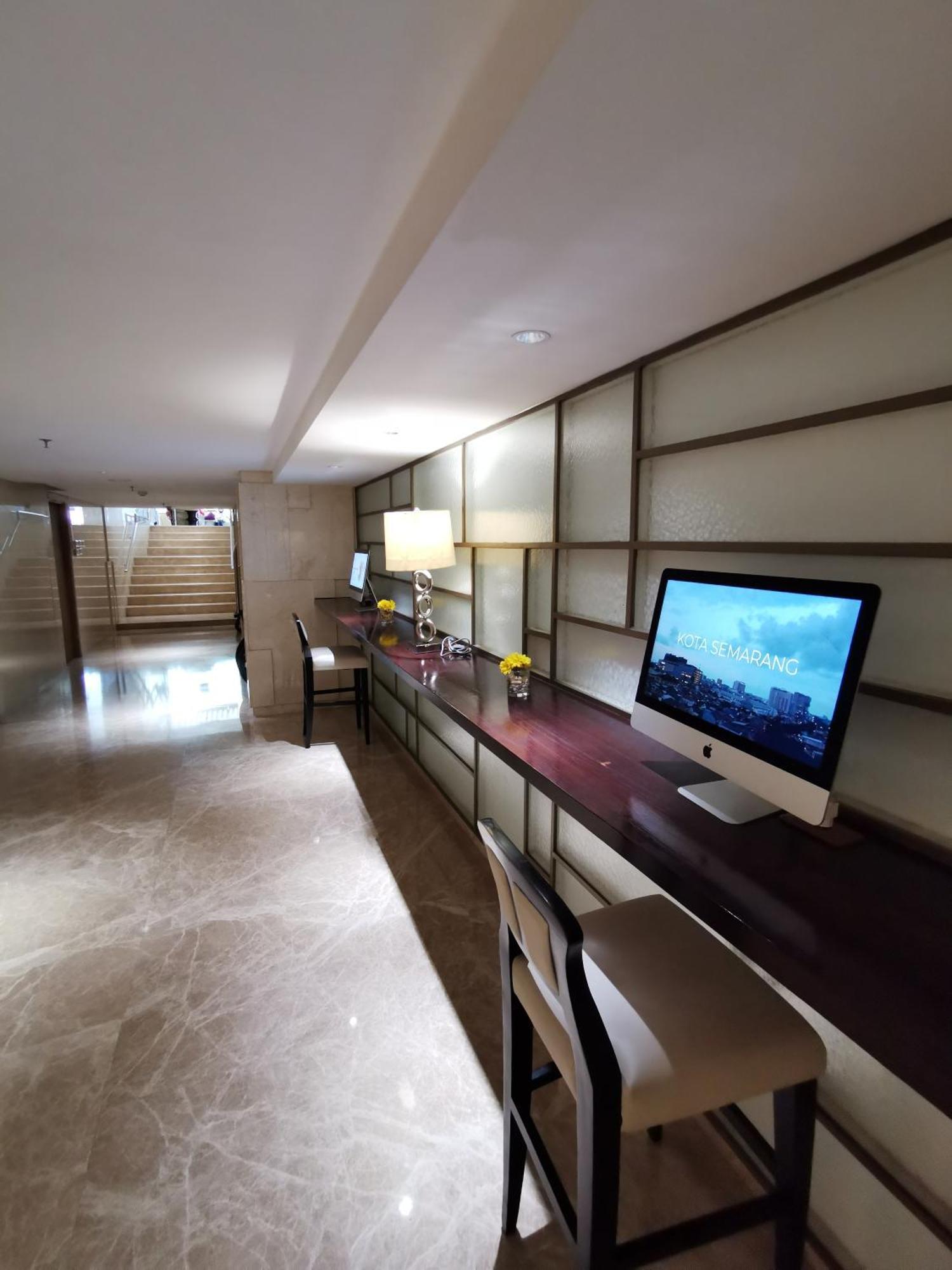 Warhol Residence Semarang Simpang Lima ภายนอก รูปภาพ