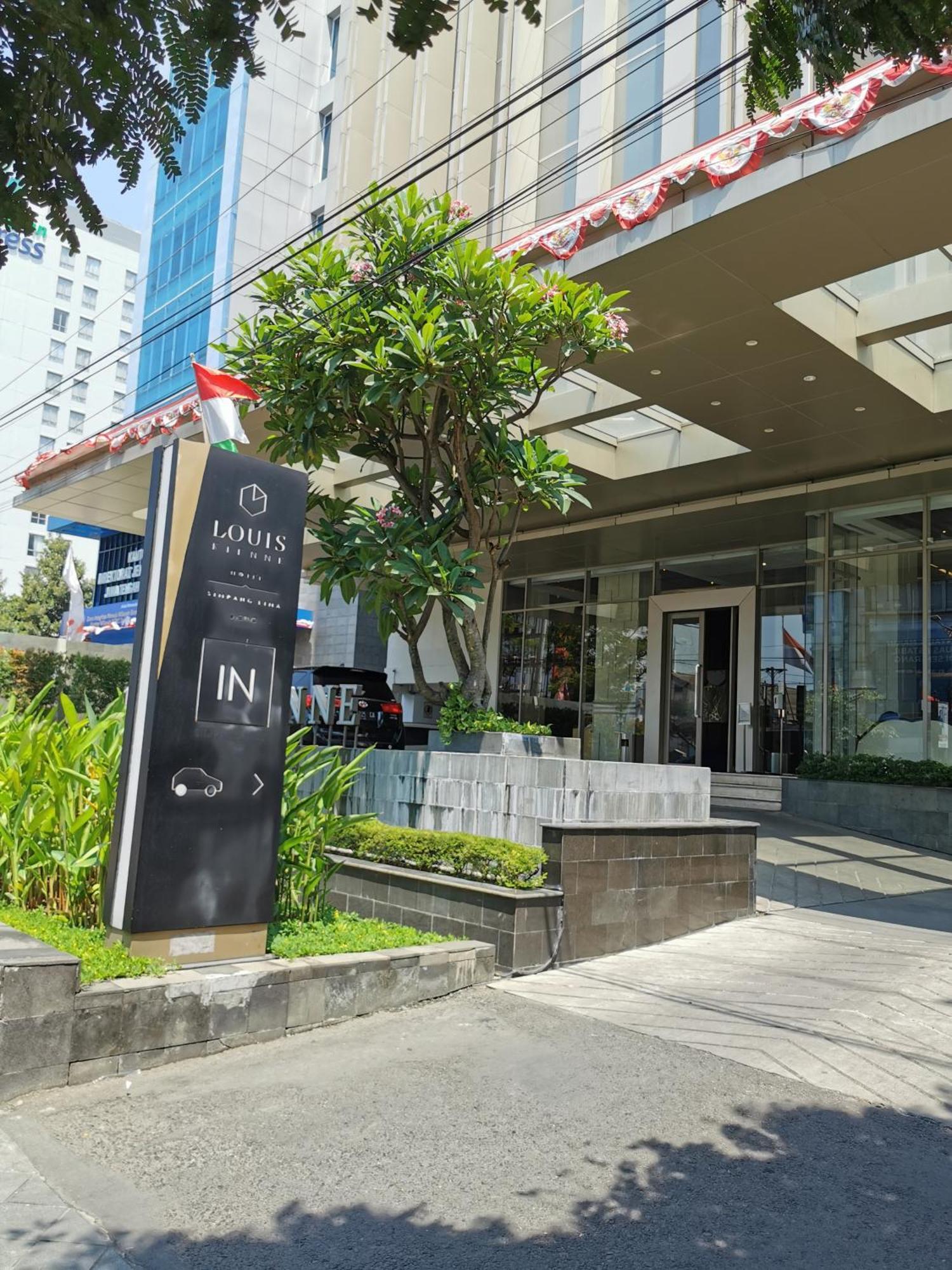 Warhol Residence Semarang Simpang Lima ภายนอก รูปภาพ