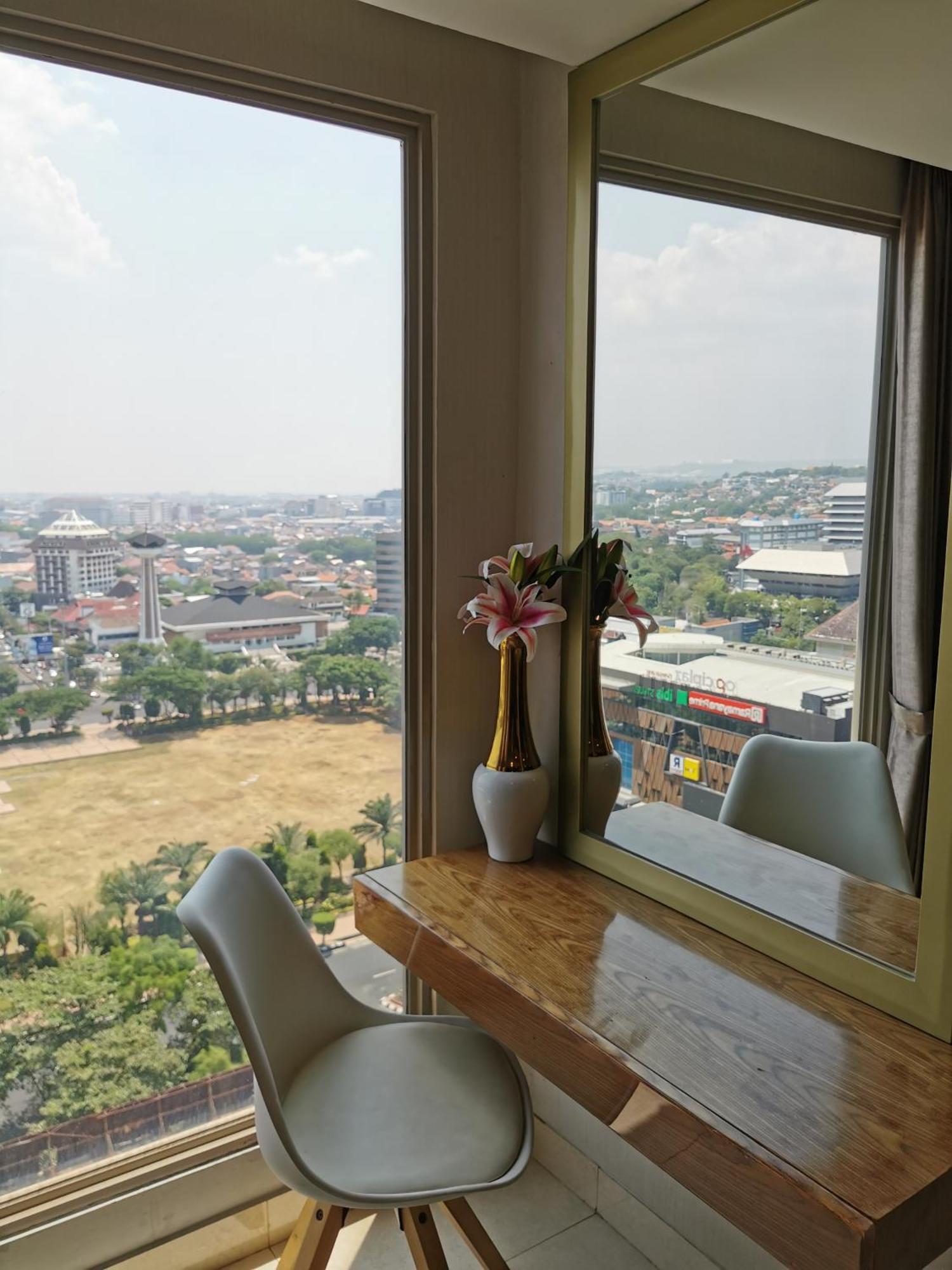 Warhol Residence Semarang Simpang Lima ภายนอก รูปภาพ